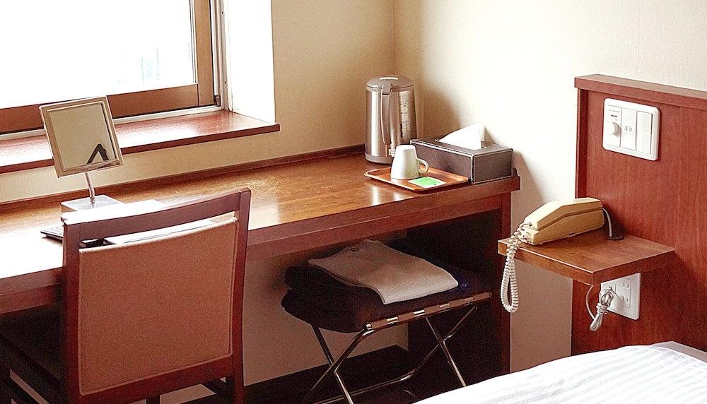 デラックス シングルルーム 禁煙 客室の設備とサービス0 | サットンホテル博多シティ