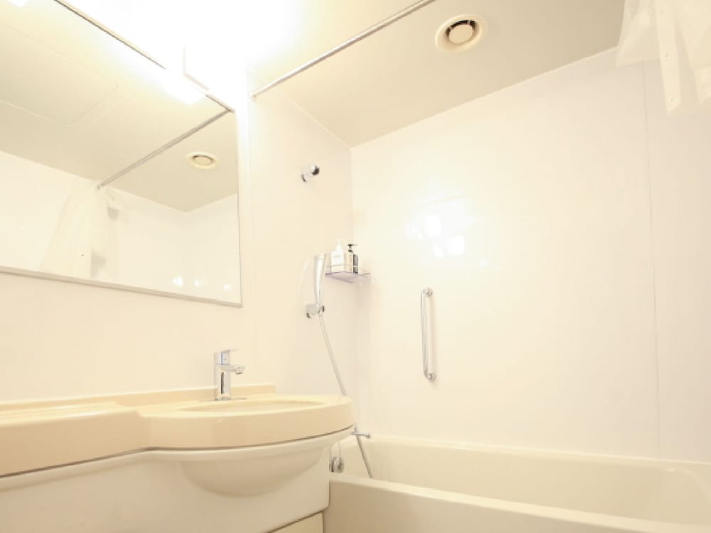 モデレート セミダブルルーム 禁煙 バスルーム0 | HOTEL PLUMM (ホテル プラム)