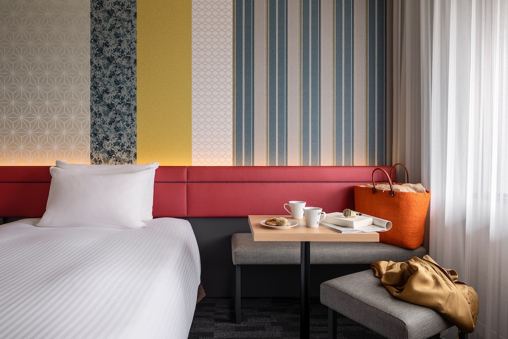 スーペリアツイン (禁煙) 客室の設備とサービス2 | 三井ガーデンホテル京都四条