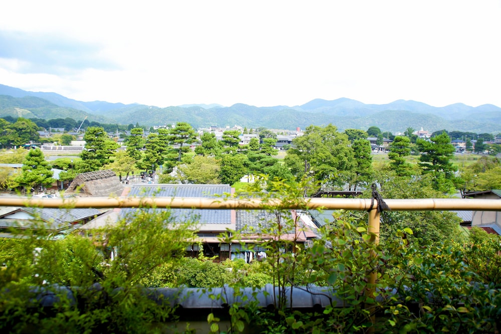 [碧川閣] 露天風呂付客室 (禁煙) 部屋からの景観0 | 京都 嵐山温泉 渡月亭