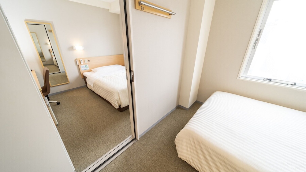 コネクティングルーム 禁煙 客室1 | スーパーホテル上野・御徒町