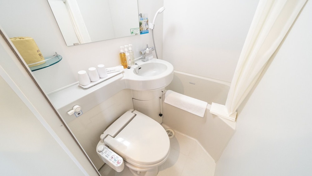 ダブルルーム 禁煙 バスルーム0 | スーパーホテル上野・御徒町