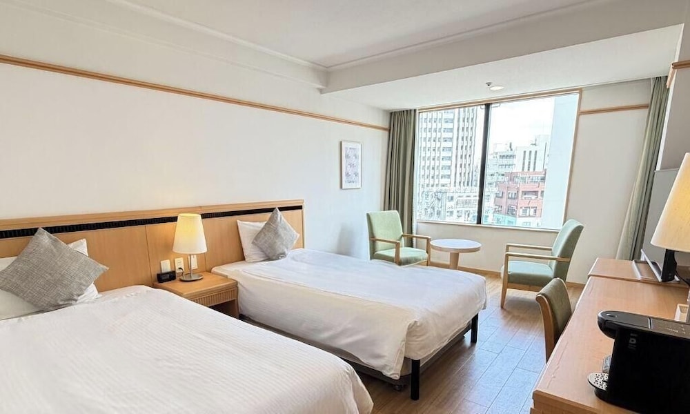 デラックスツインルーム 客室2 | 琉球オリオンホテル 那覇国際通り