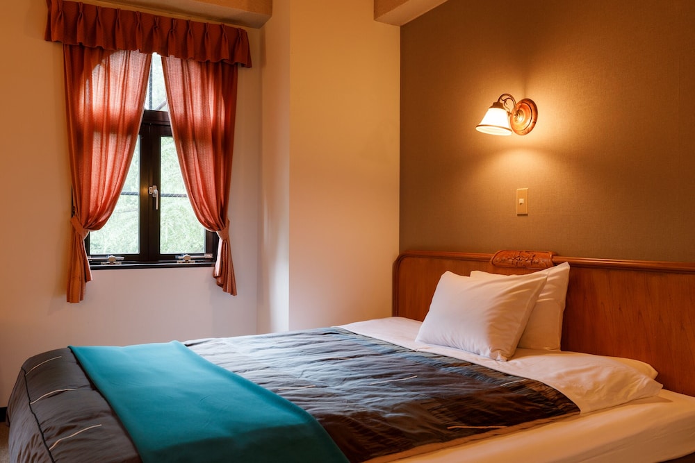 【禁煙】ツインルーム 客室7 | ホテルけやきの樹