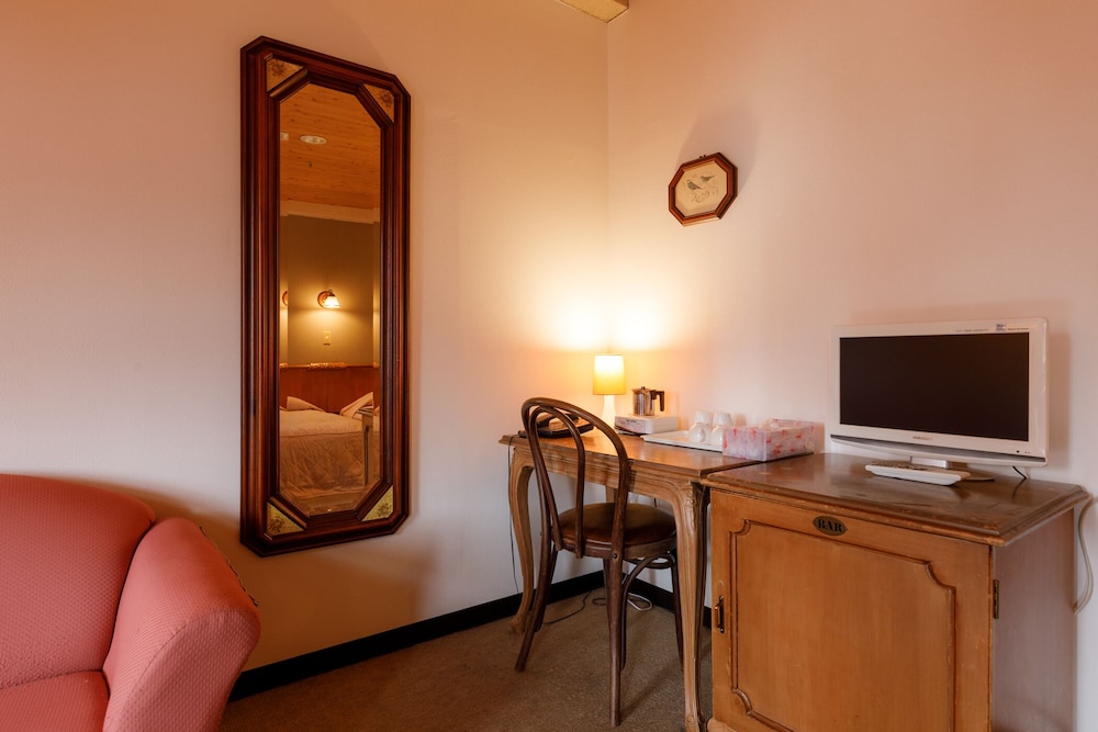 【禁煙】ファミリールーム1-4名様 客室6 | ホテルけやきの樹