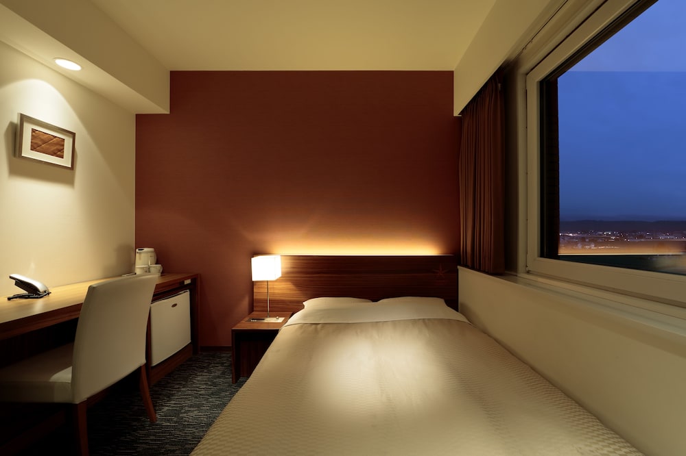 ダブルルーム A 喫煙可 客室1 | カンデオ ホテルズ大津熊本空港