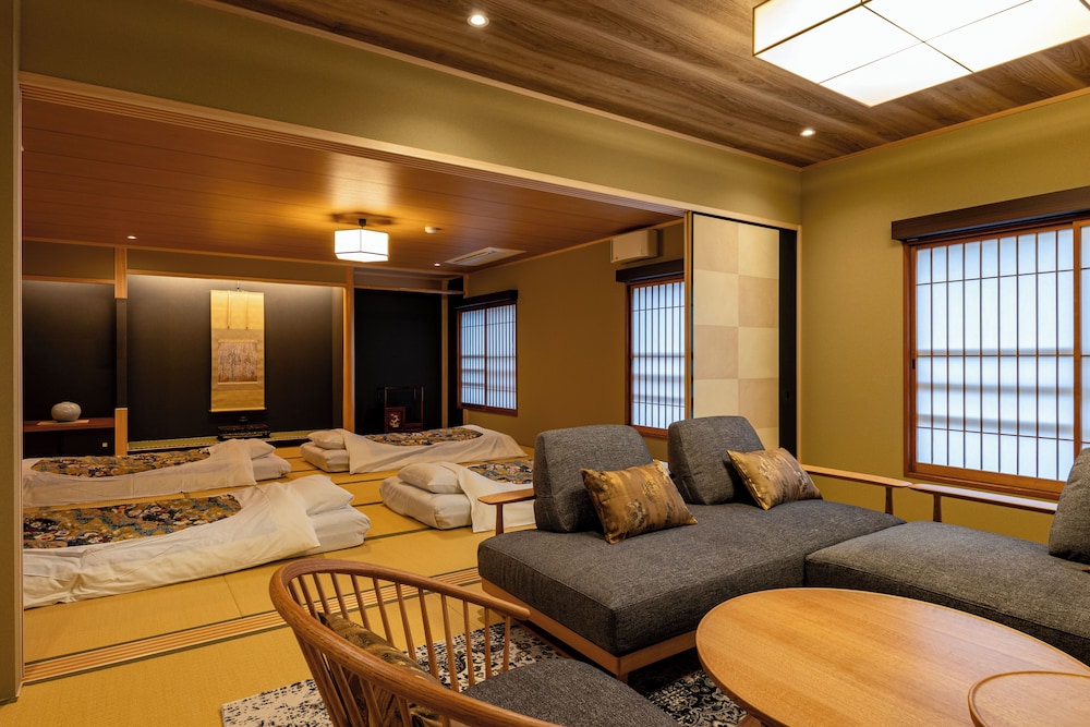 和風スイート 客室9 | NISHIYAMA RYOKAN - 1953年創業