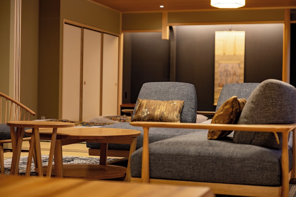 和風スイート 客室13 | NISHIYAMA RYOKAN - 1953年創業