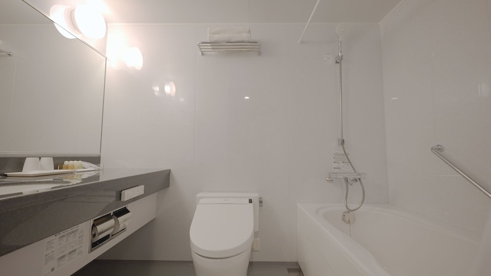 和室 デラックスルーム バスルーム0 | NISHIYAMA RYOKAN - 1953年創業