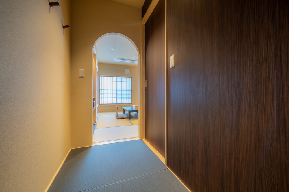 スーペリア ルーム 客室5 | NISHIYAMA RYOKAN - 1953年創業