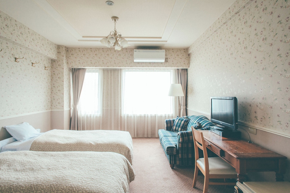 コネクティングルーム 5名以上の場合エクストラベッド付 (禁煙) 客室3 | 金沢国際ホテル