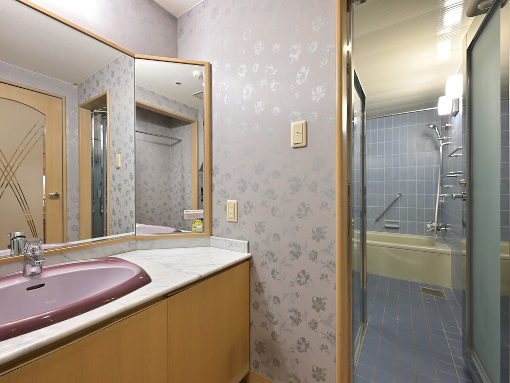 デラックス ダブルルーム 禁煙 バスルーム0 | リーガホテルゼスト高松