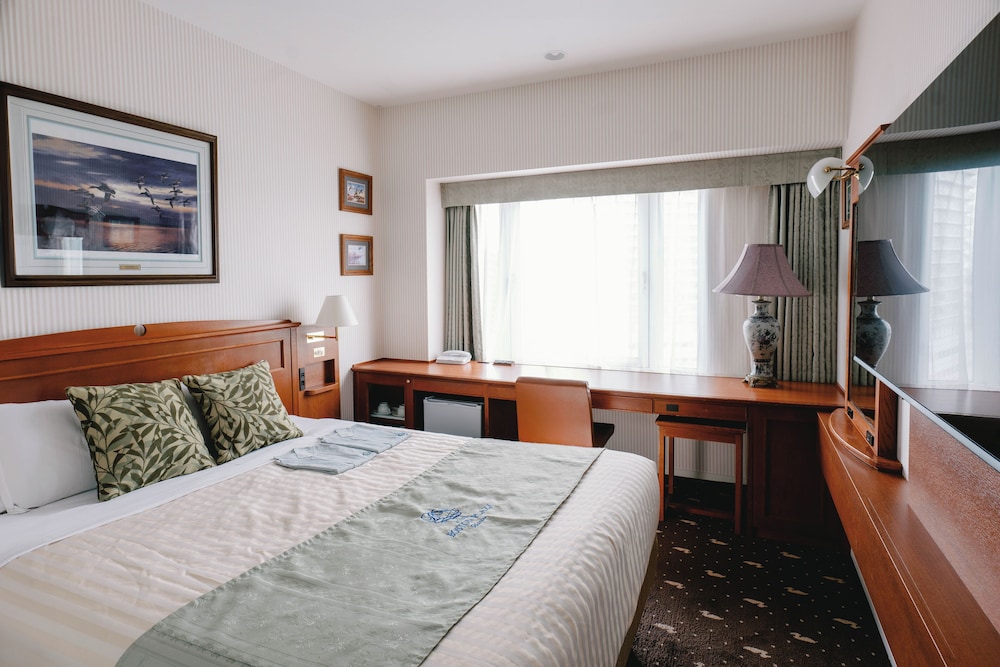 デラックス シングルルーム 禁煙 夕食18時スタート | ホテルボストンプラザ草津