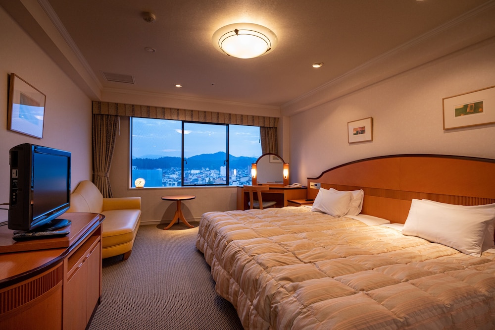 デラックスハリウッドツインルーム 禁煙 | ひだホテルプラザ