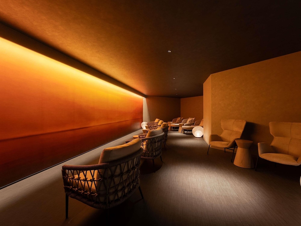 スタンダード ルーム シングルベッド 3 台 マウンテンビュー 客室5 | グランドメルキュール別府湾リゾート & スパ