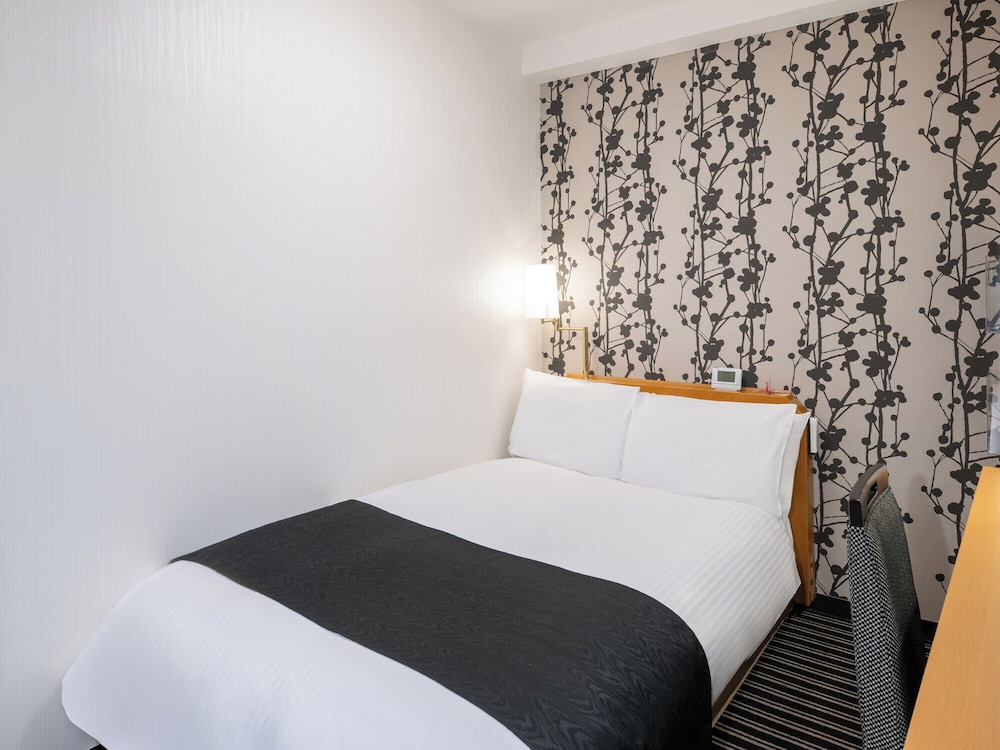 セミダブルルーム 禁煙 | アパホテル 東京板橋駅前