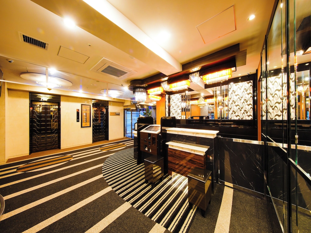 ロビー1 | アパホテル〈大阪谷町四丁目駅前北〉