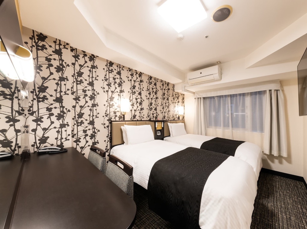 ツインルーム 禁煙 客室1 | アパホテル〈京都駅前〉