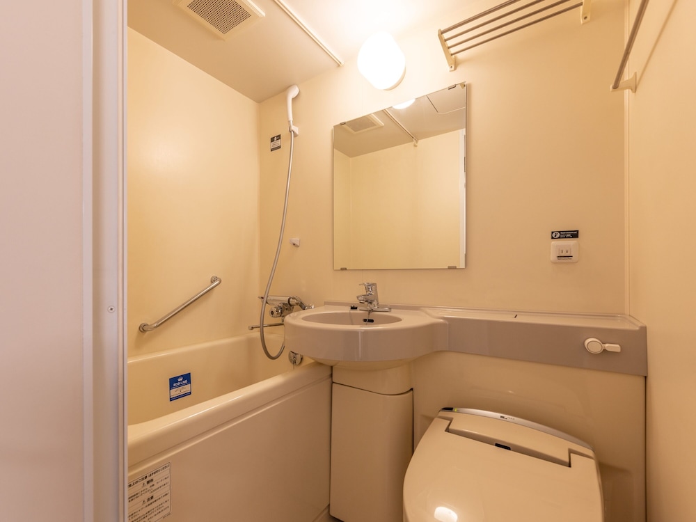 ツインルーム 喫煙可 バスルーム0 | アパホテル〈京都駅堀川通〉