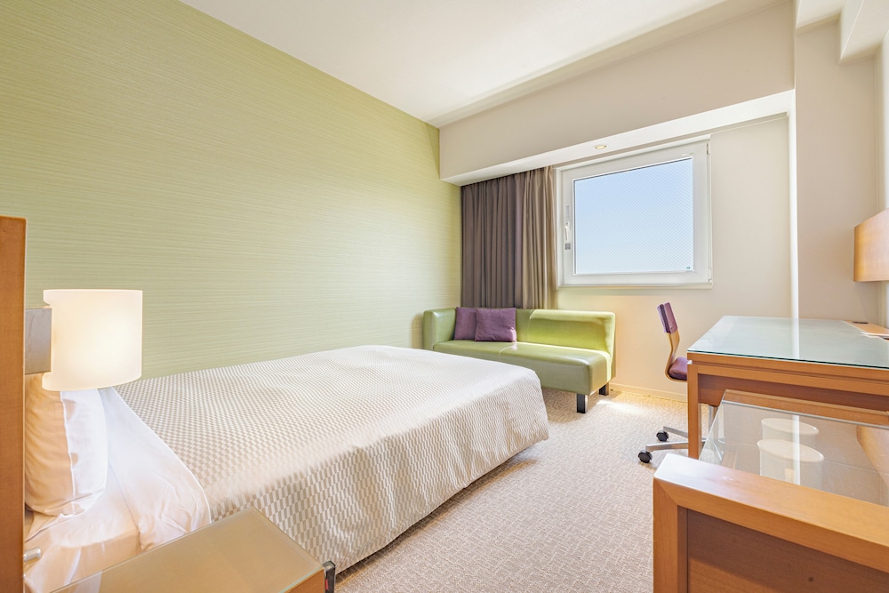 リラックス ソファ ルーム(禁煙) 客室1 | カンデオホテルズ福山