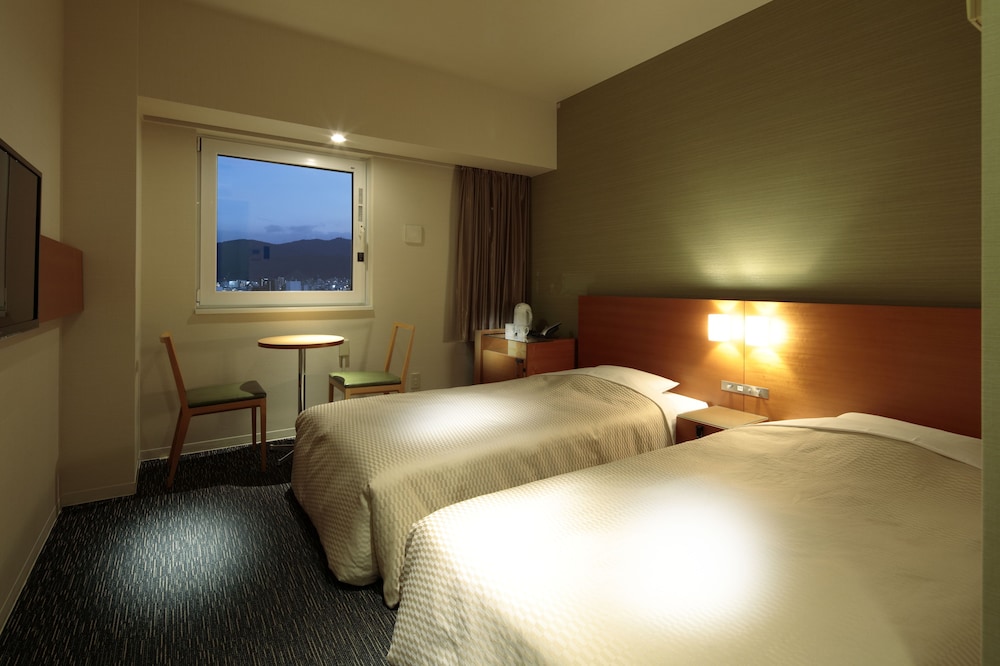 スタンダード ツインルーム 禁煙 客室3 | カンデオホテルズ福山
