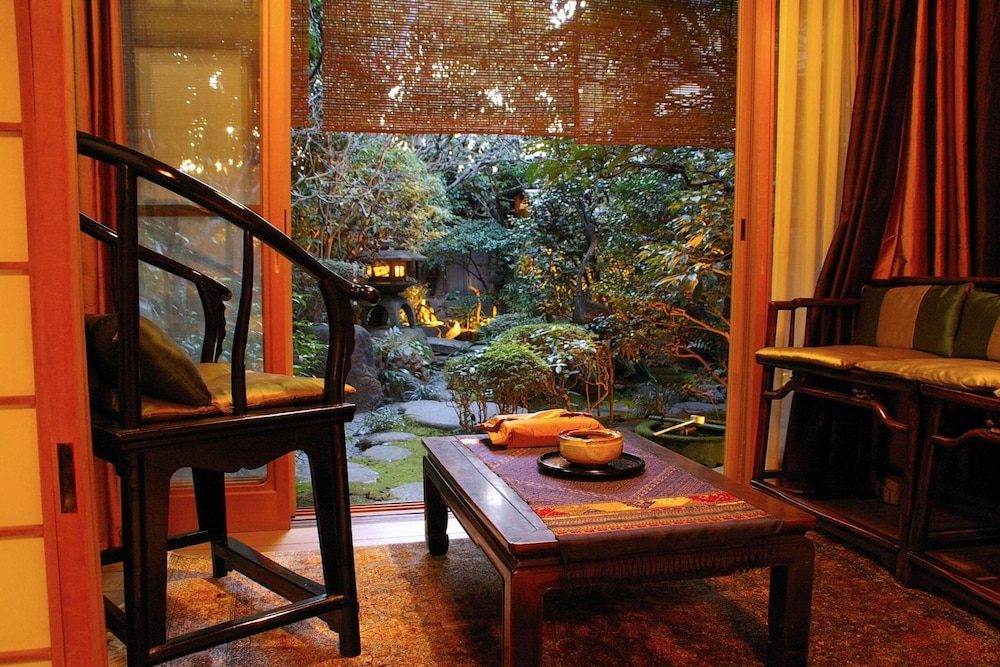 ラグジュアリー ルーム ベッド (複数台) 専用バスルーム ガーデンビュー (10+4 Tatami Mats) 部屋からの景観0 | 晴鴨楼