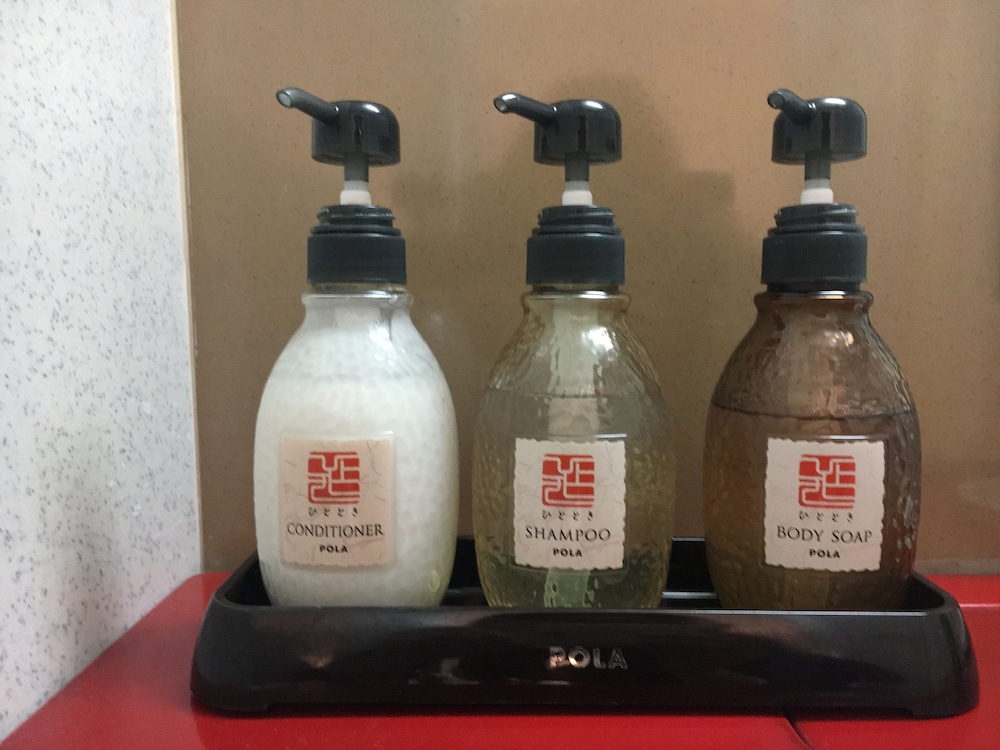 和洋室7階(6階までエレベーターでお上がりいただき、6階からは階段となります) バスルームの設備1 | 上野ターミナルホテル