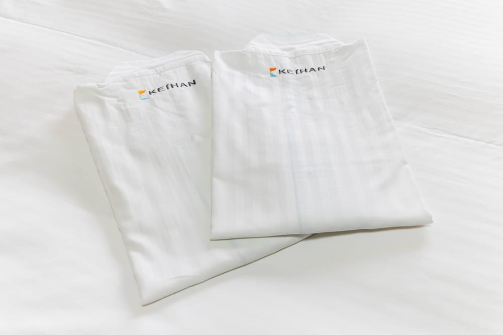 ダブルルーム キングベッド 1 台 禁煙 客室2 | ホテル京阪 京都 グランデ