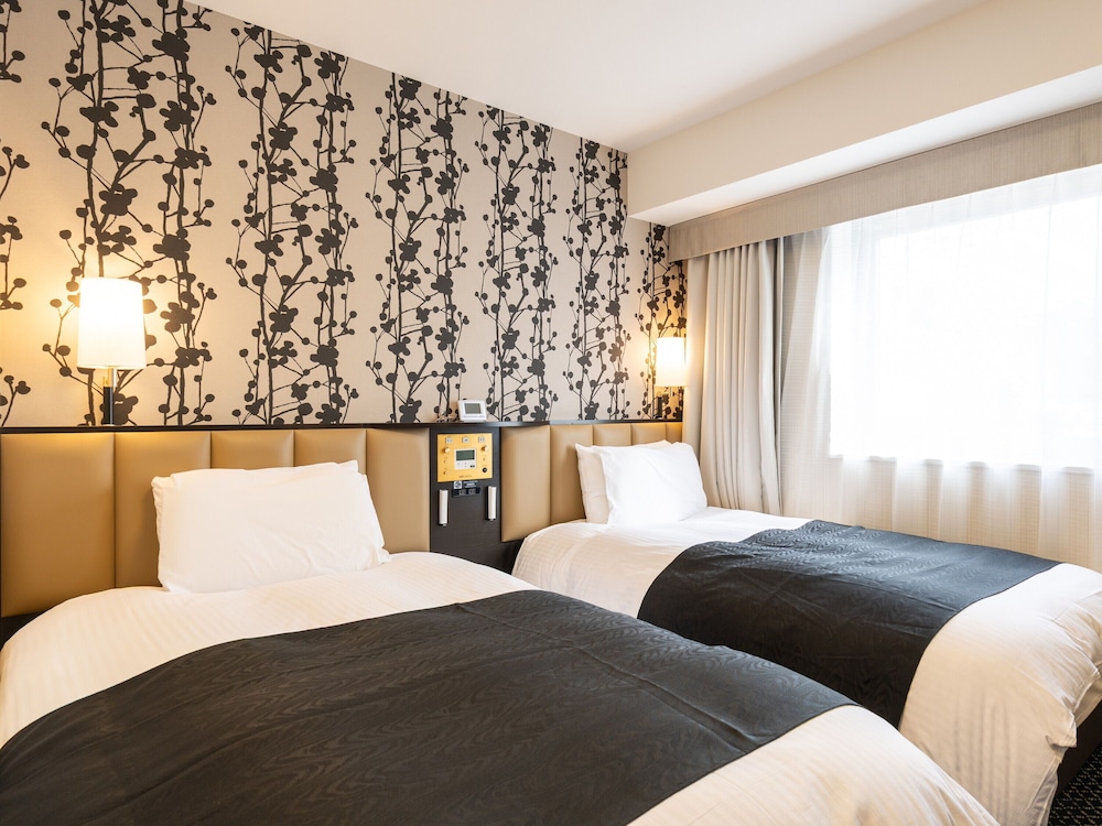 ツインルームシングルサイズベッド 2 台禁煙 | アパホテル〈金沢中央〉