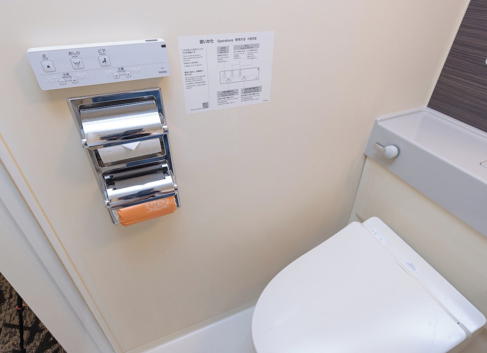 セミダブルルーム 禁煙 バスルーム4 | アパホテル〈仙台駅五橋〉