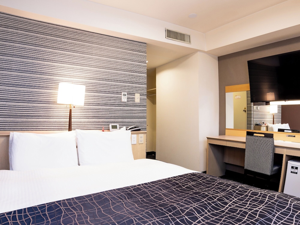 ダブルルーム禁煙 | アパホテル〈仙台勾当台公園〉