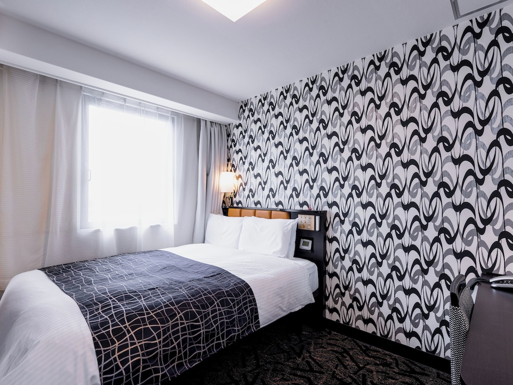 ダブルルーム 禁煙 | アパホテル〈佐賀駅前中央〉