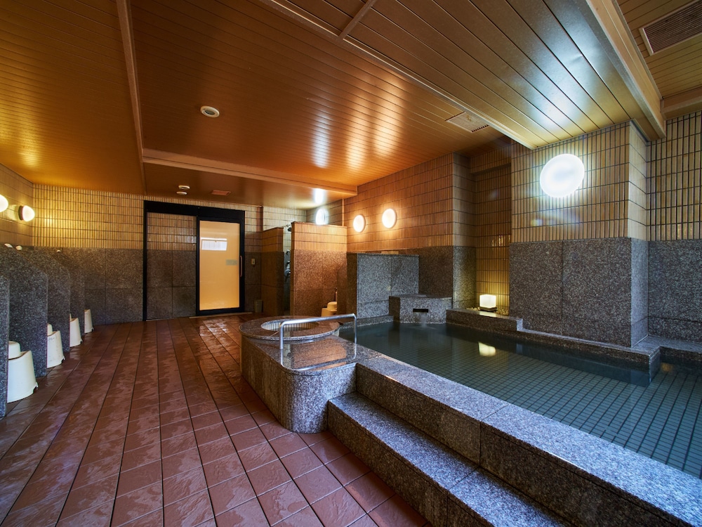 セミダブルルーム 120 cm ベッド 9 ㎡ (禁煙) 大浴場0 | アパホテル〈那覇松山〉