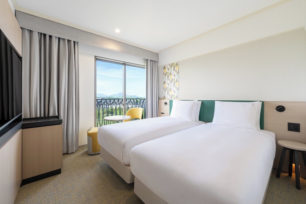 スタンダード ルーム シングルベッド 2 台 | ANAホリデイ・イン神戸三田by IHG