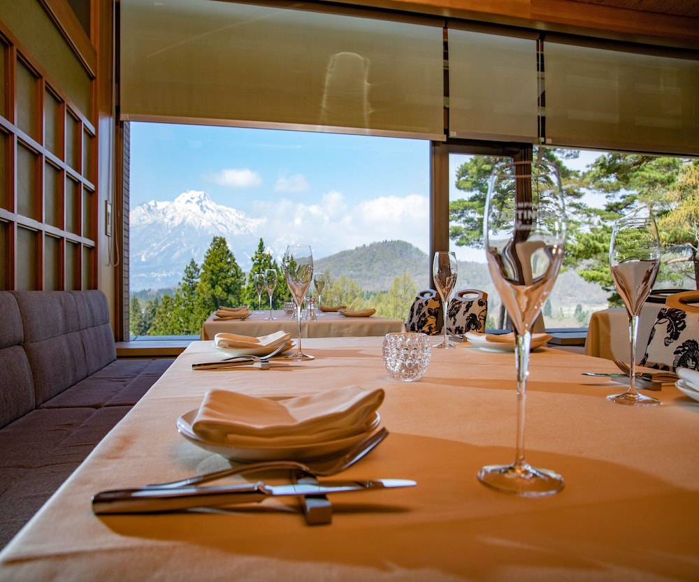 レストラン1 | アパホテル&リゾート〈上越妙高〉 レストラン1 | アパホテル&リゾート〈上越妙高〉