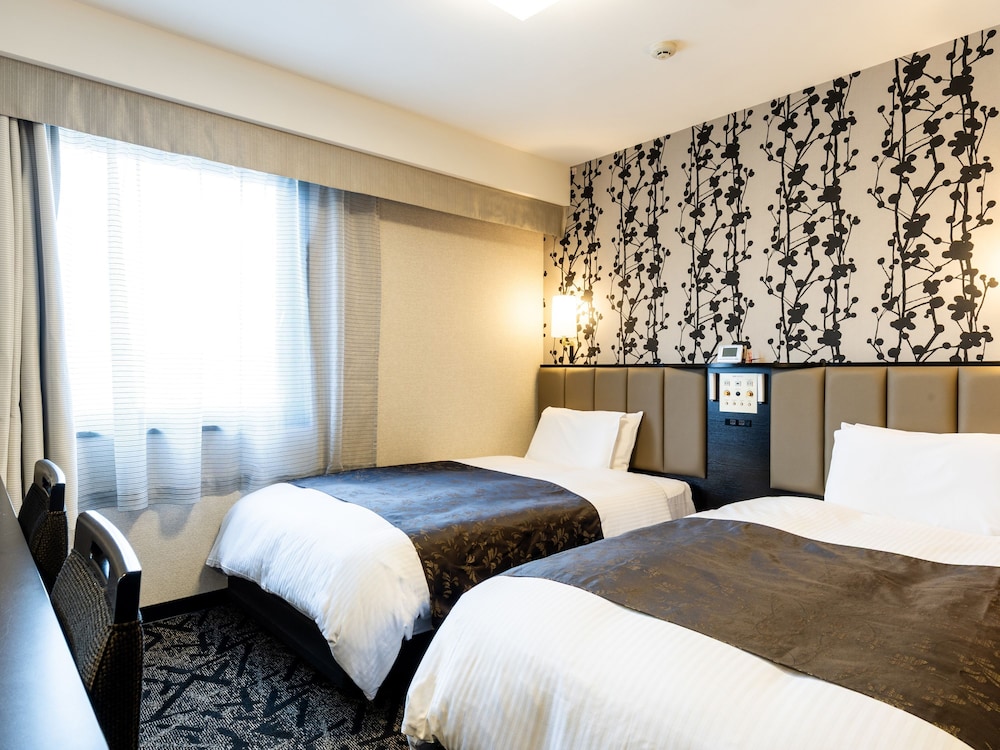 ツインルームシングルサイズベッド 2 台禁煙 | アパホテル〈加賀大聖寺駅前〉