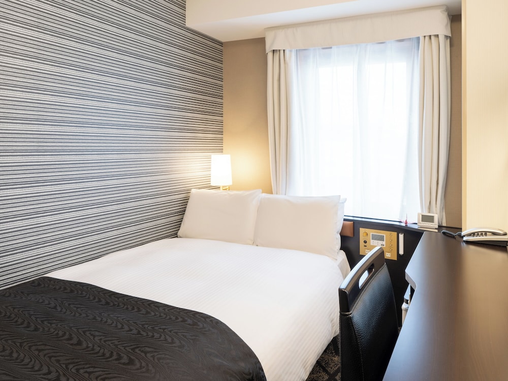 セミダブルルーム 禁煙 | アパホテル〈高崎駅前〉