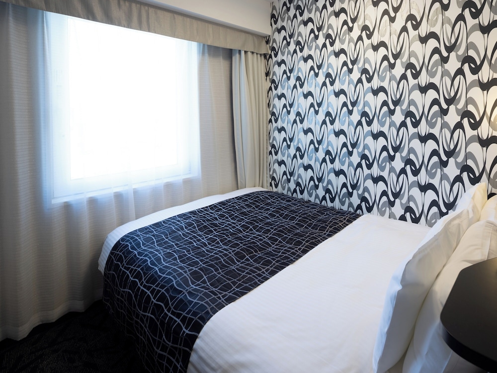 セミダブルルーム 1 ベッドルーム 禁煙 | アパホテル〈新潟古町〉