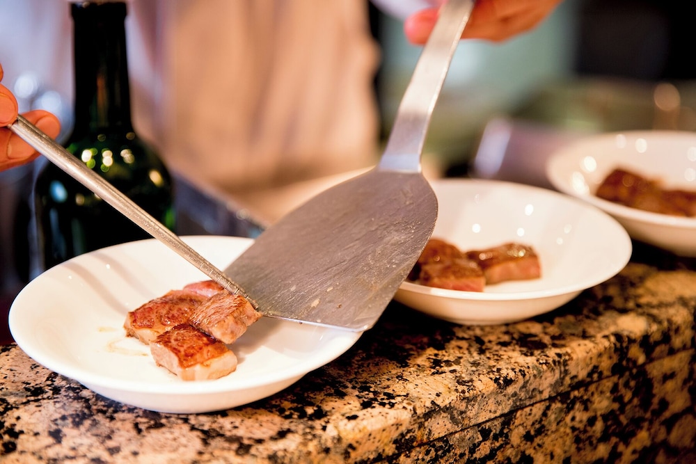 和室 禁煙 和牛付きディナービュッフェ､ビュッフェ朝食 | 兵衛向陽閣