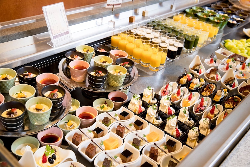 和室 禁煙 和牛付きディナービュッフェ､ビュッフェ朝食 リビング エリア6 | 兵衛向陽閣