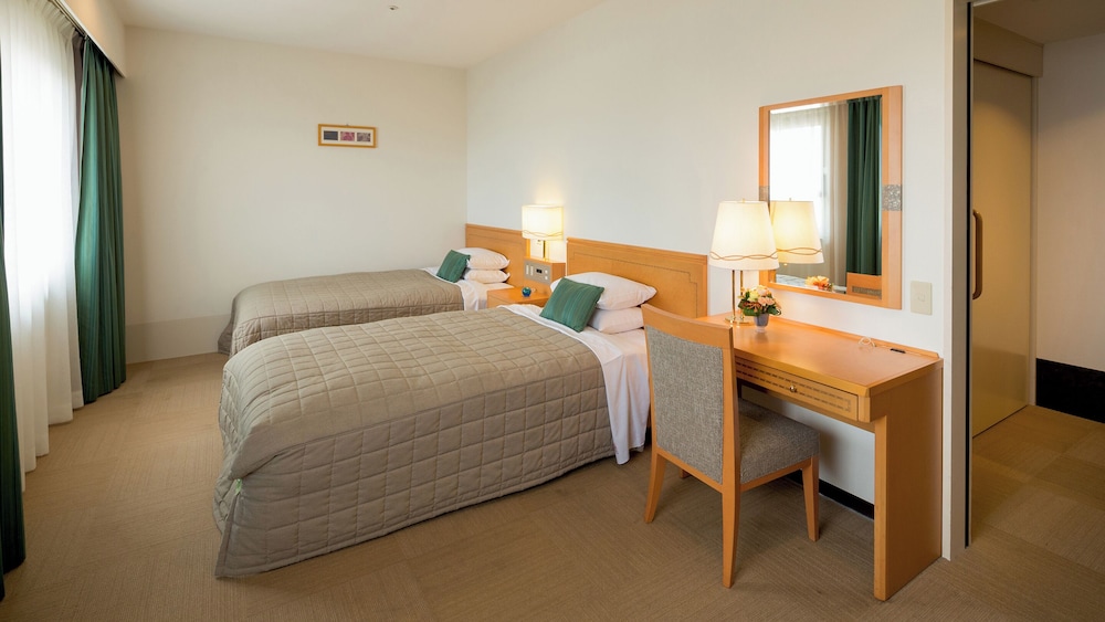 バリアフリーツインルーム禁煙 客室3 | ナビオス横浜