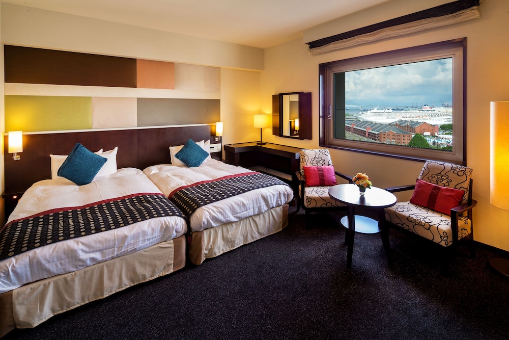 スイートルーム禁煙 客室1 | ナビオス横浜