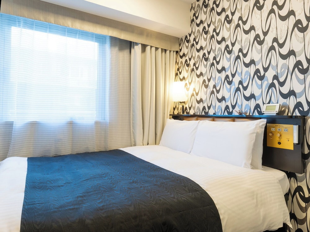 ダブルルーム (喫煙可) | アパホテル〈富山駅前〉