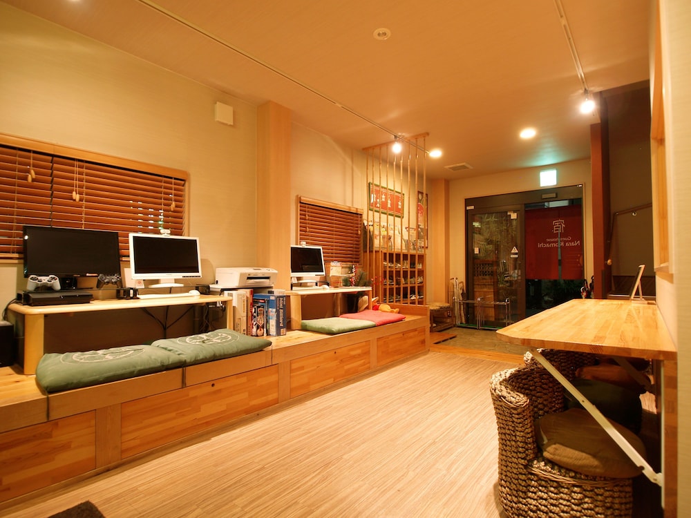 内部エントランス1 | ゲストハウス奈良小町