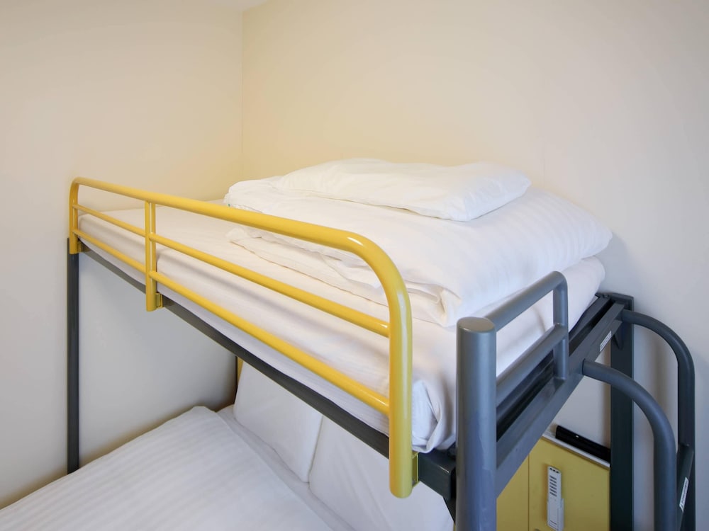 スタンダード ルーム ダブルベッド 1台 + ロフトベッド1台 禁煙 客室1 | コンフォートイン熊本御幸笛田