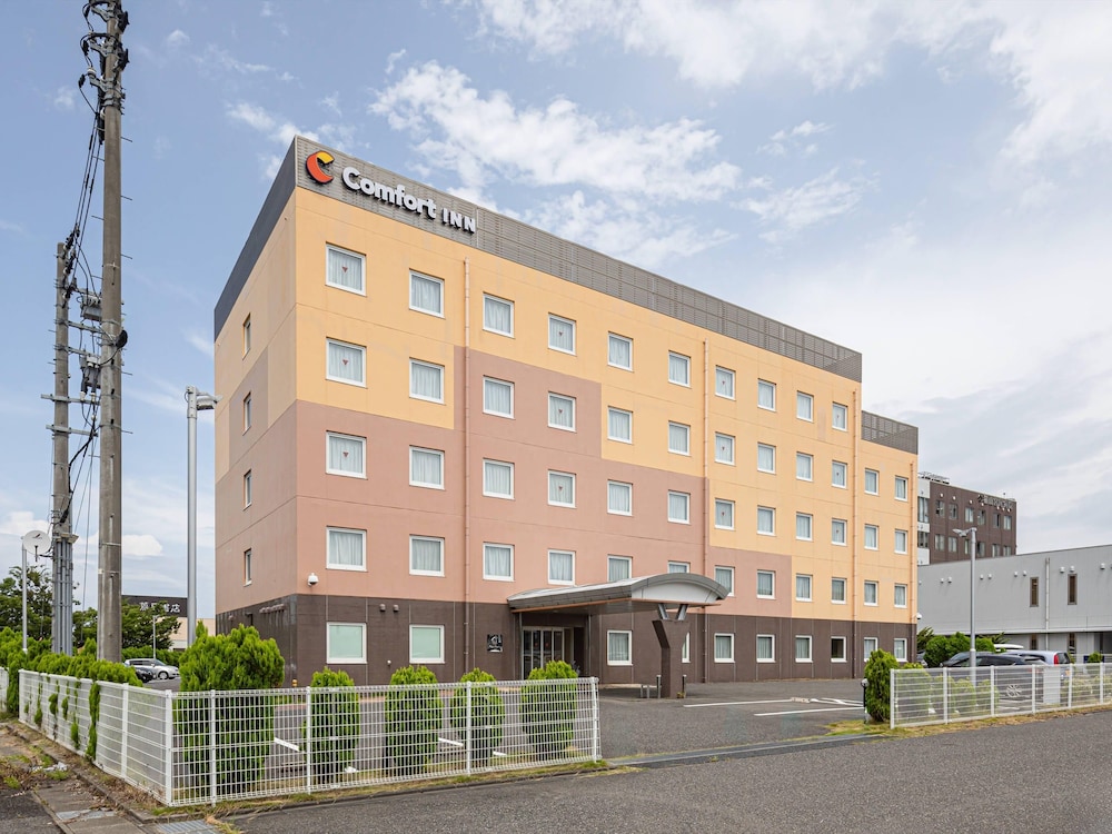 外観 | コンフォートイン新潟中央インター