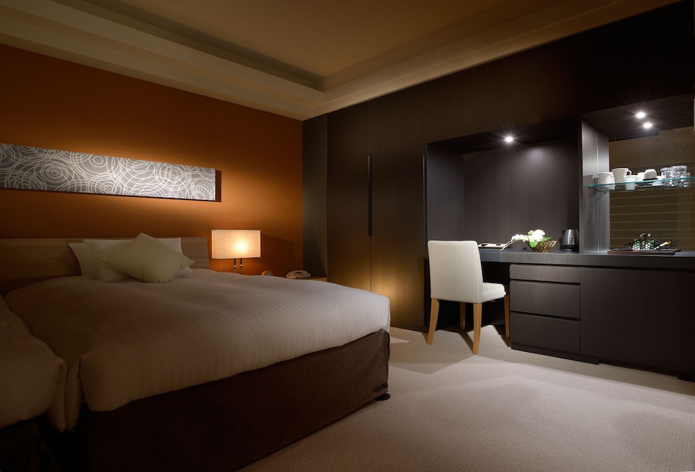 マウンテンビュー・スイートルーム 禁煙 ベッド2台 56㎡ 客室1 | 鳥羽国際ホテル