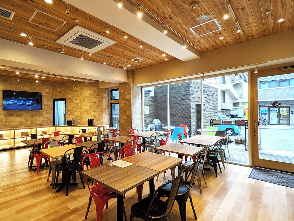 ロビー1 | 広島ピースホテル - ホステル