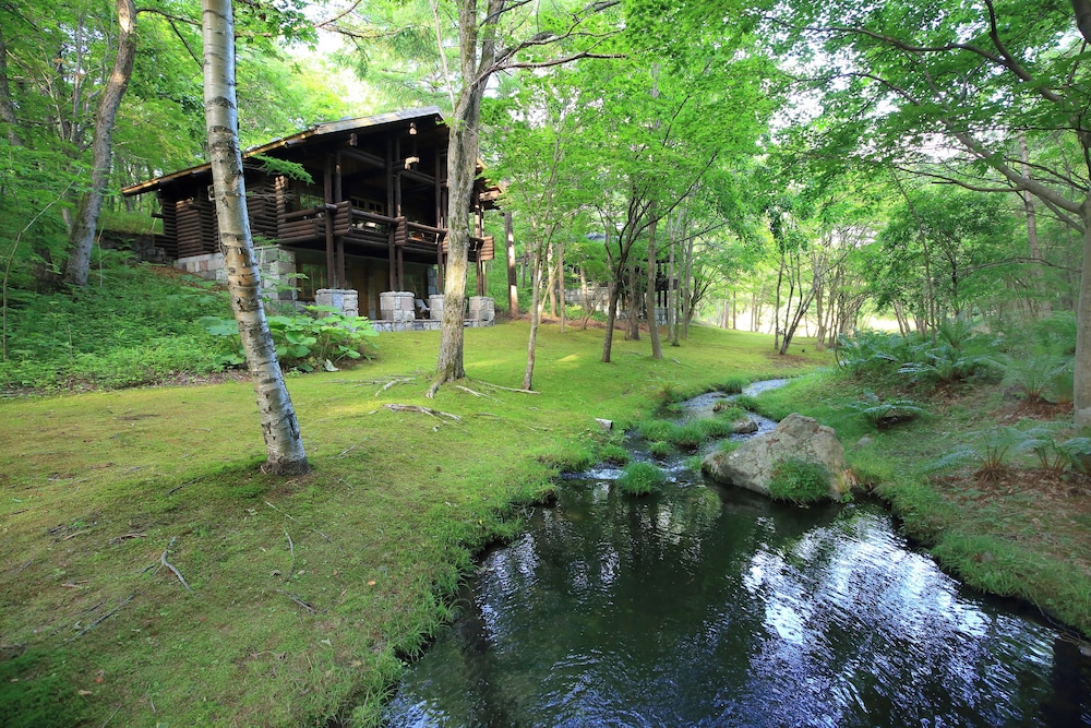 リバーフロントコテージ | ホテル ニドム