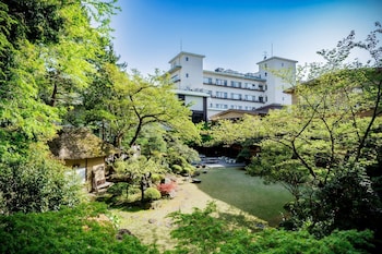 天童温泉 ほほえみの宿 滝の湯